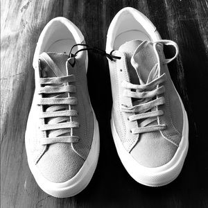 Zara Men Leather Vintage sneakers grey& white sole